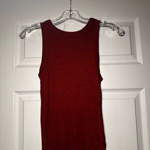 Women's Sleeveless Burgundy Top